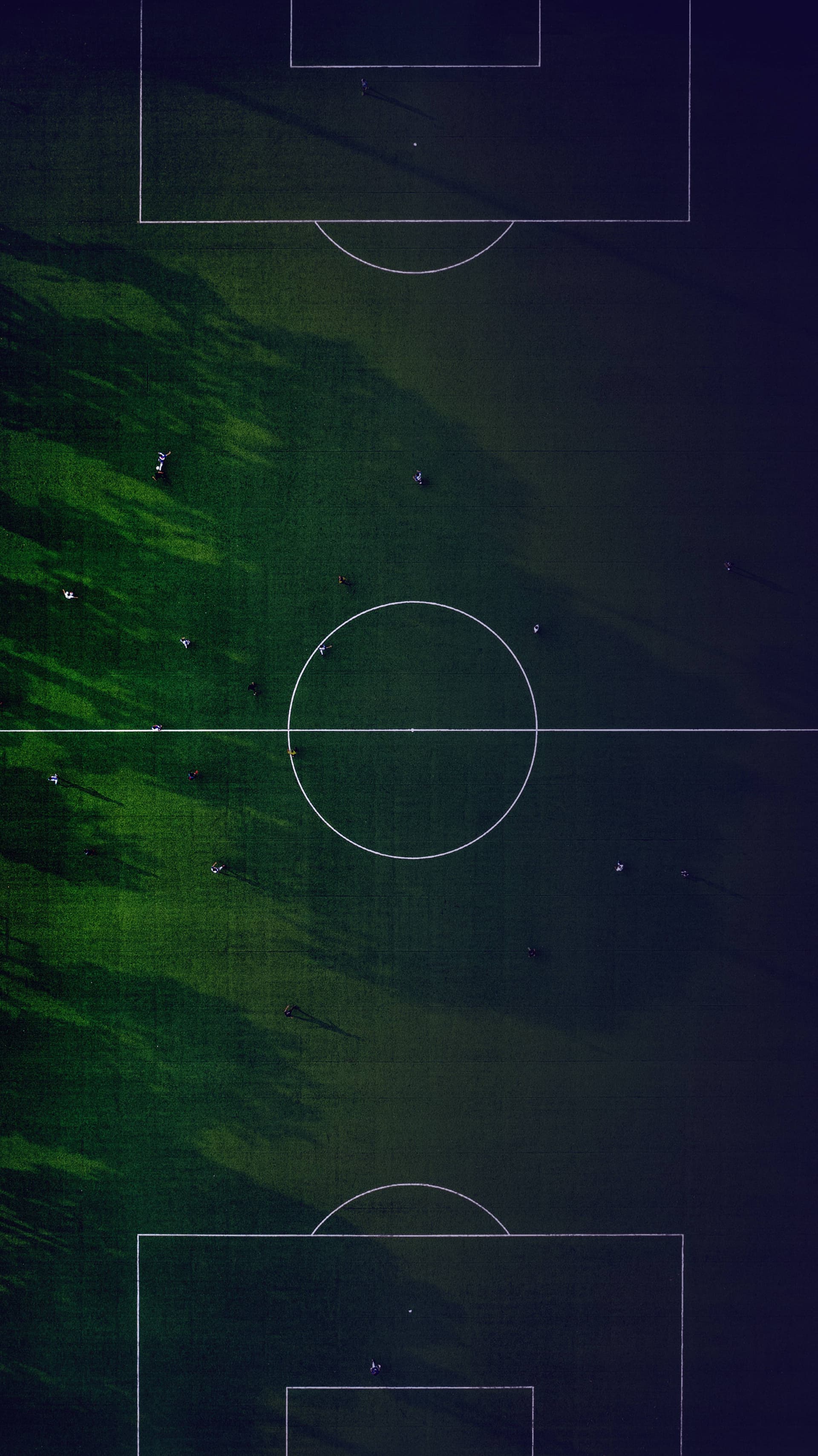 people_playing_football_background